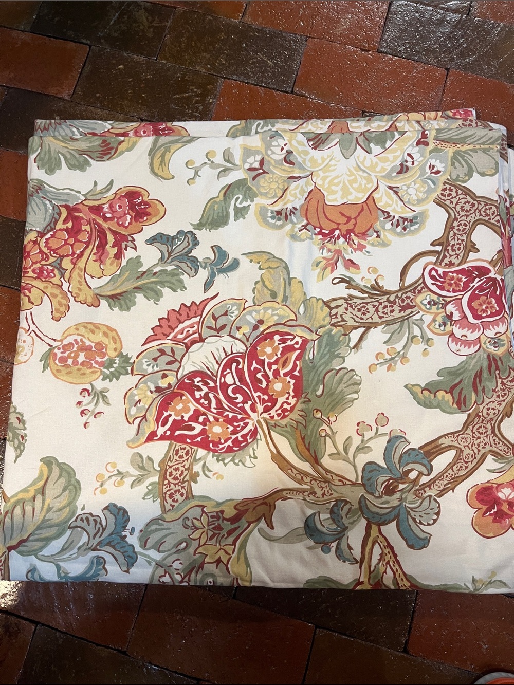 Vintage look FABRIC Jacobian print 48” x 89”